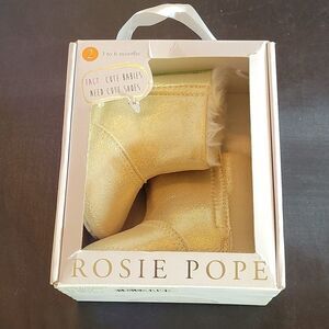 BRAND NEW POPE SHOES COZY FUR BOOT
